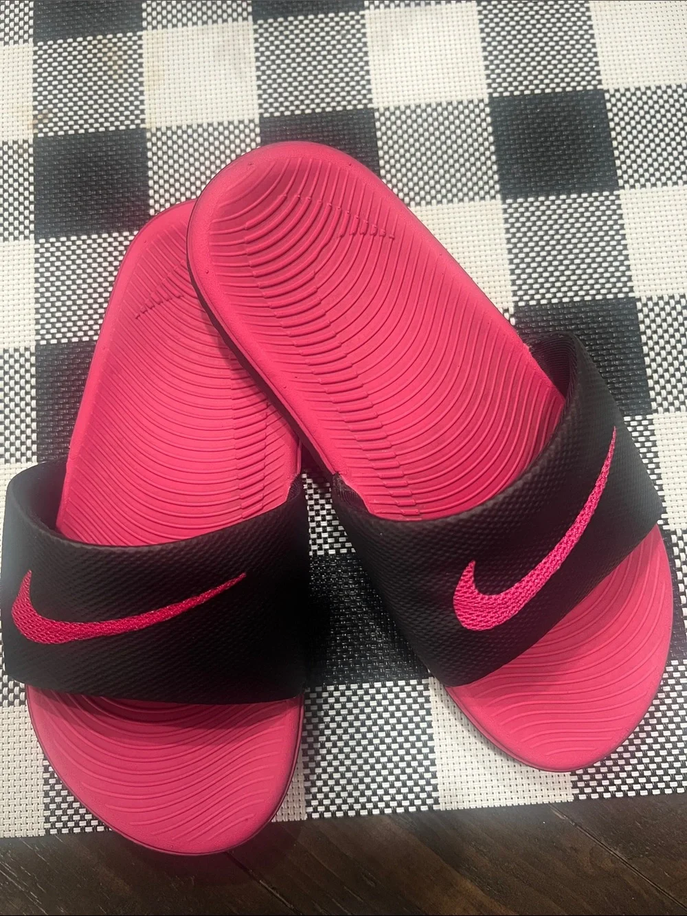 Nike Kids Pink Slide Sandals and Mint Green Buckle Sandals Set